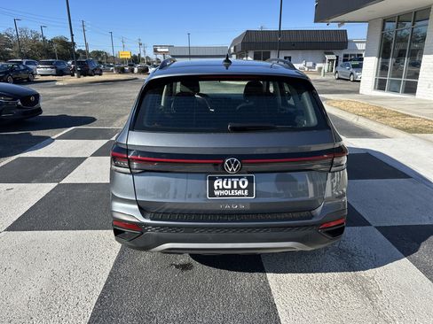 Used 2025 Volkswagen Taos S image 4