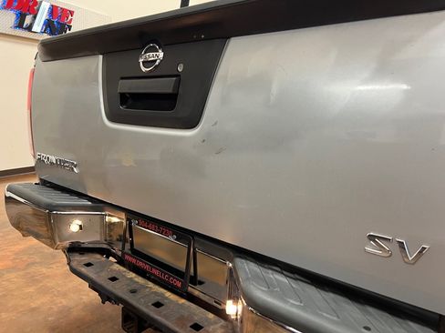Used 2018 Nissan Frontier SV RWD image 83