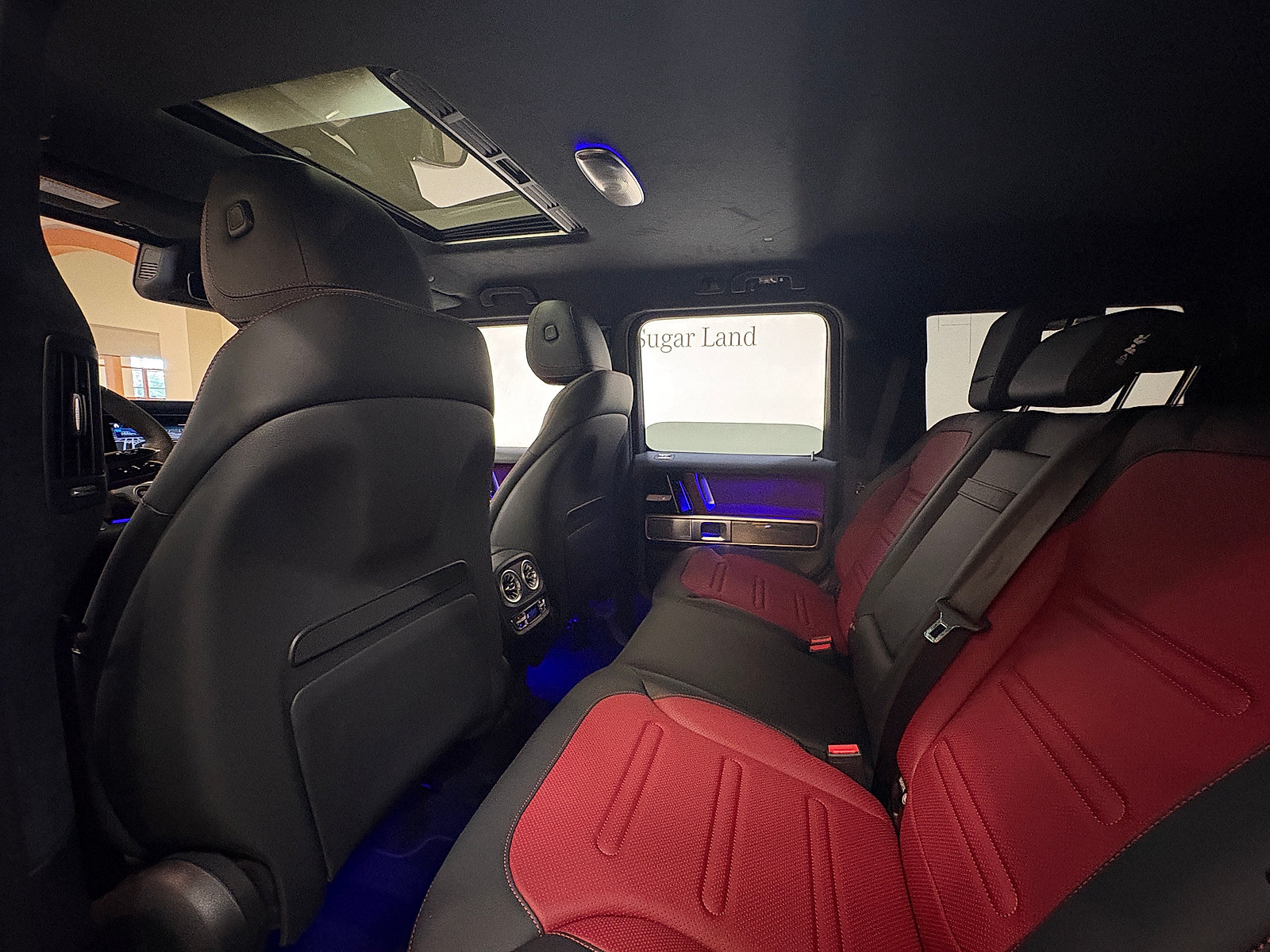 New 2027 Mercedes-Benz G 580 e image 24