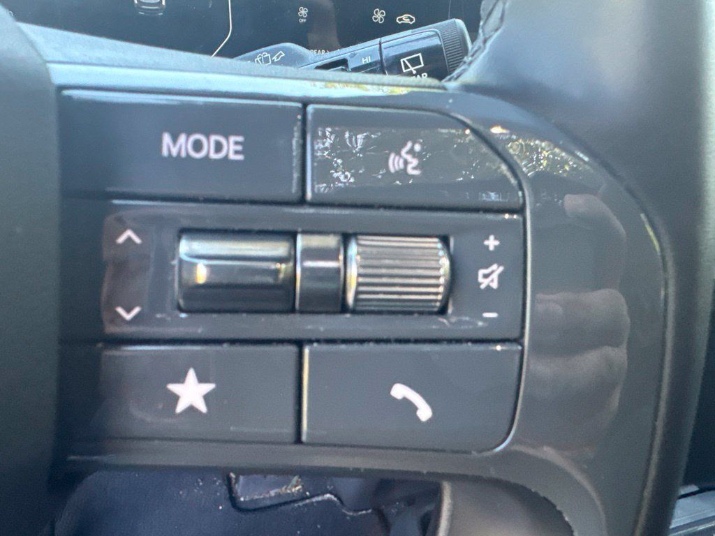 Used 2024 Kia EV9 Land AWD/4WD image 14
