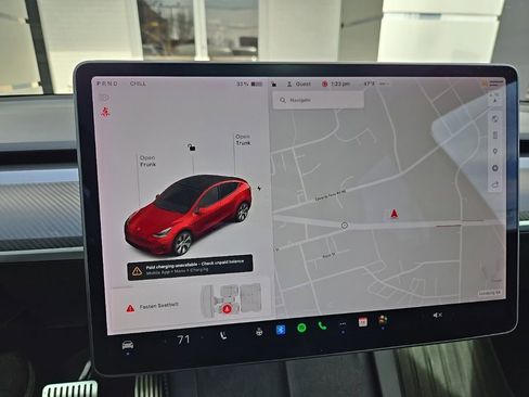 Used 2021 Tesla Model Y Long Range image 25