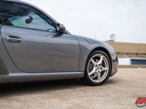 Used 2005 Porsche 911 Carrera image 25