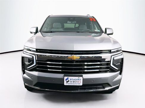Used 2025 Chevrolet Tahoe LT image 2