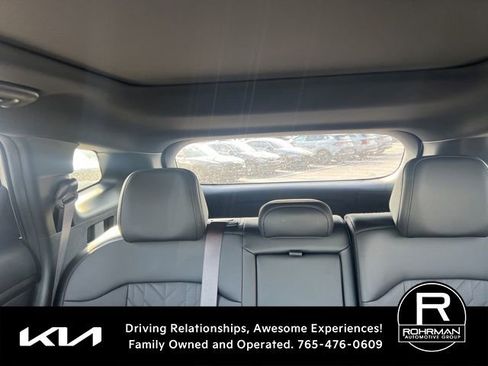 Used 2025 Kia Sportage X-Line image 12