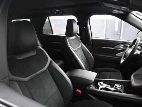 Used 2026 Ford Explorer ST w/ Sun And Sound Package image 22