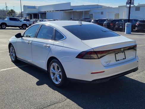 Used 2023 Honda Accord LX image 5