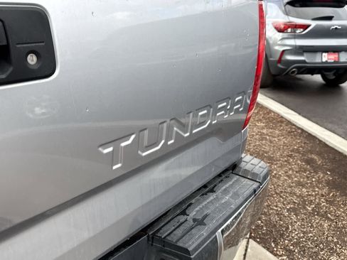 Used 2018 Toyota Tundra SR5 w/ TRD Off Road Package image 9