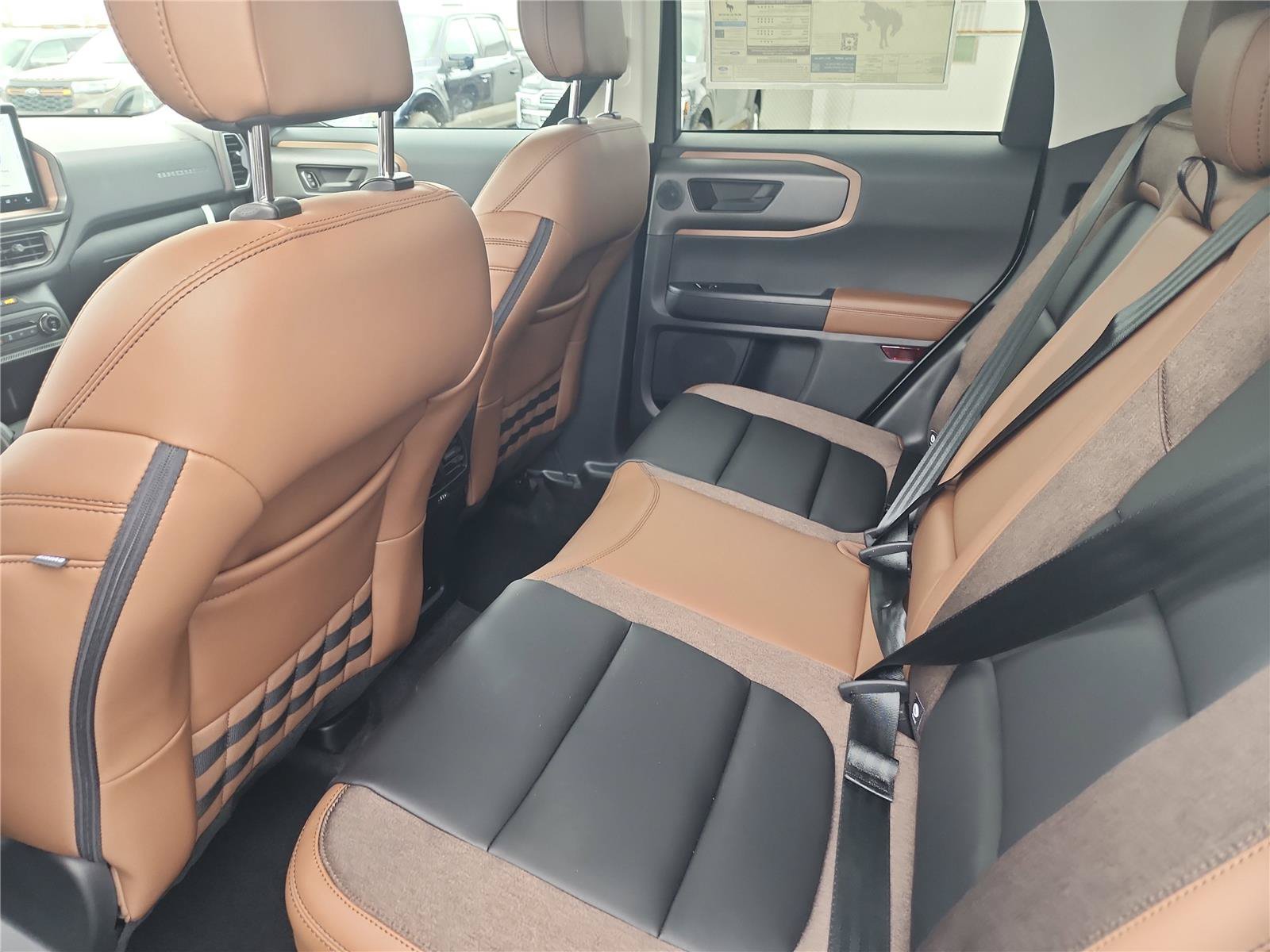 New 2026 Ford Bronco Sport Outer Banks w/ Outer Banks Tech Package+ AWD/4WD image 17
