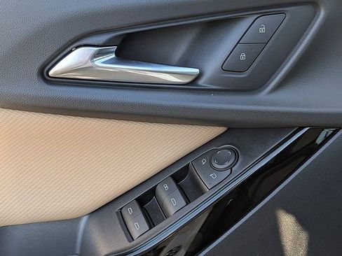 New 2026 Chevrolet Equinox ACTIV image 18