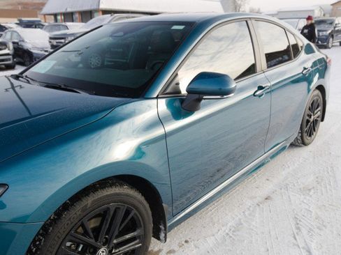 Used 2026 Toyota Camry SE image 7