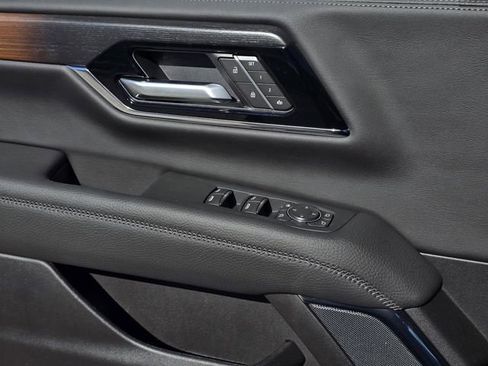 New 2026 GMC Yukon Denali w/ Denali Reserve Package image 13