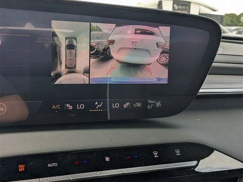 New 2025 Buick Enclave Preferred image 17