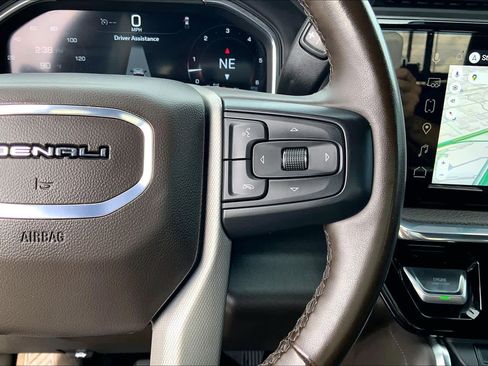 Used 2024 GMC Sierra 2500 Denali AWD/4WD image 46