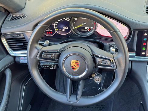 Used 2022 Porsche Panamera 4S w/ Premium Package AWD/4WD image 21