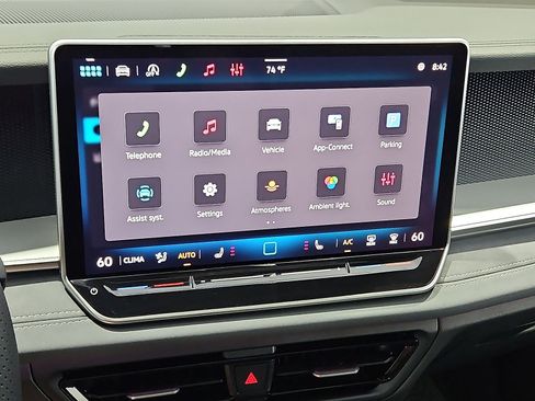 New 2026 Volkswagen Tiguan SE R-Line FWD image 20