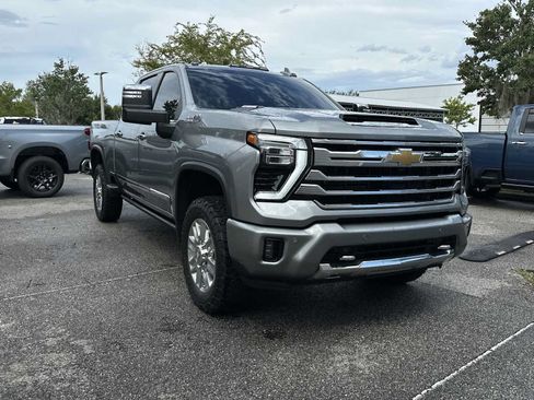 Certified 2025 Chevrolet Silverado 2500 High Country w/ Technology Package AWD/4WD image 8