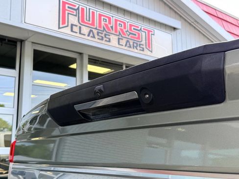 Used 2019 Ford F250 Platinum w/ Platinum Ultimate Package image 9