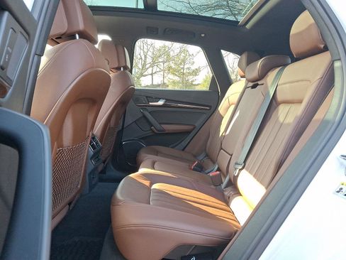 Used 2018 Audi Q5 2.0T Premium Plus w/ Premium Plus Package image 10