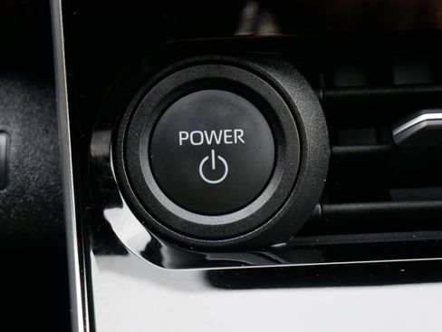 Used 2024 Subaru Solterra Limited image 28