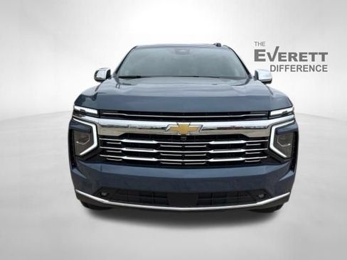 New 2026 Chevrolet Suburban Premier w/ Sun And Tow Package AWD/4WD image 2