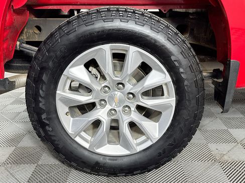 Used 2024 Chevrolet Silverado 1500 Custom RWD image 29