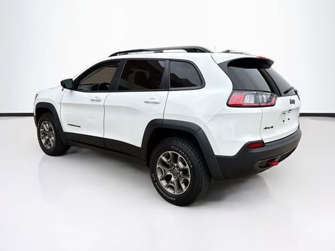 Used 2022 Jeep Cherokee Trailhawk image 8