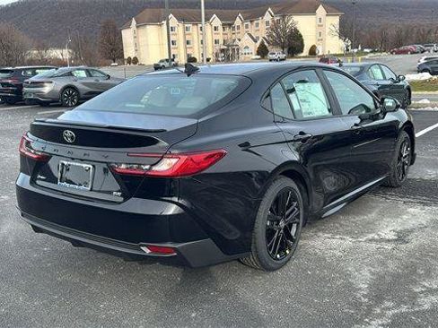 New 2026 Toyota Camry SE image 5