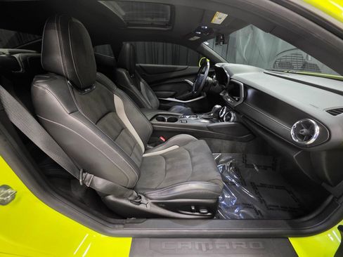 Used 2020 Chevrolet Camaro SS image 28
