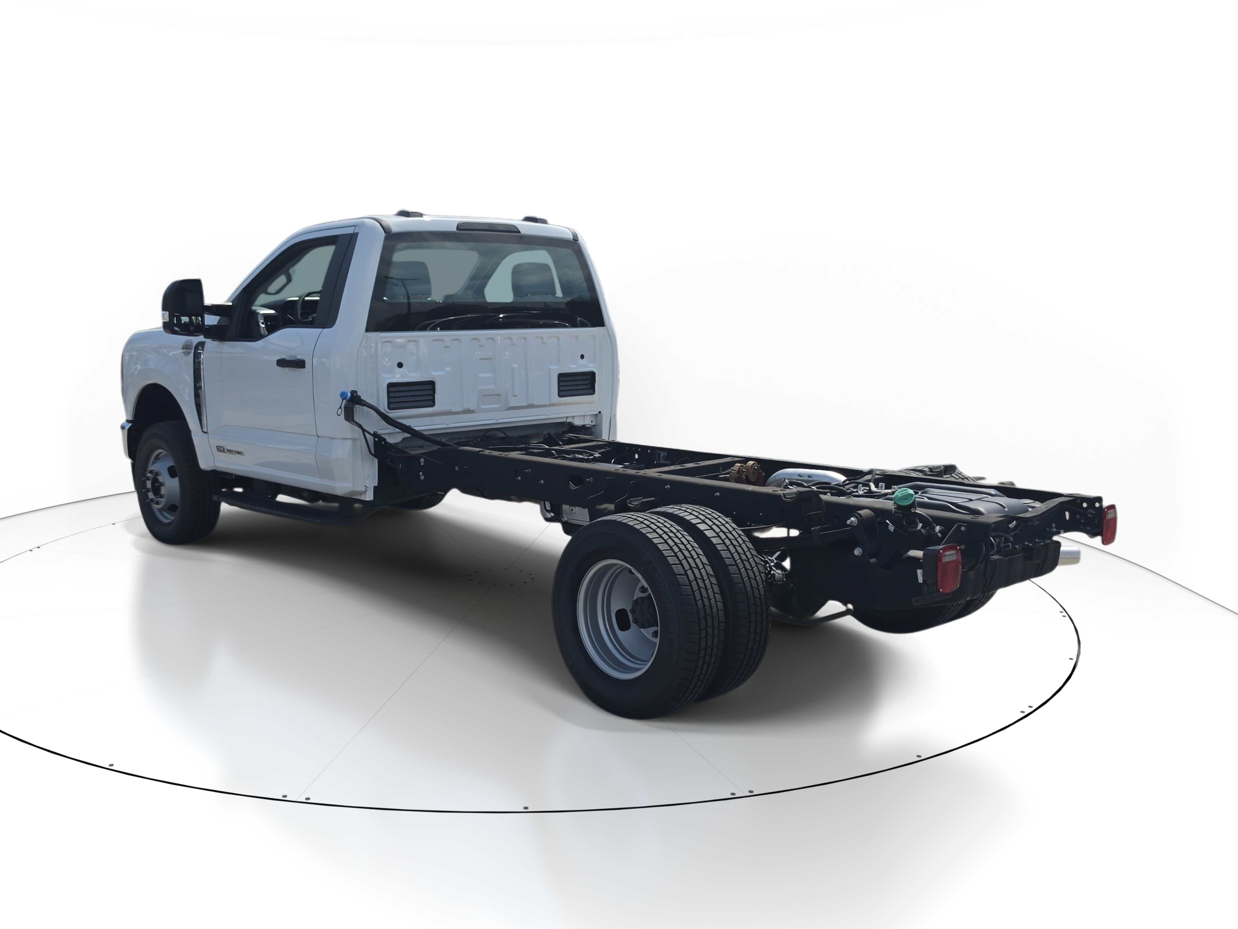 Used 2024 Ford F350 XL w/ XL Chrome Package AWD/4WD image 4