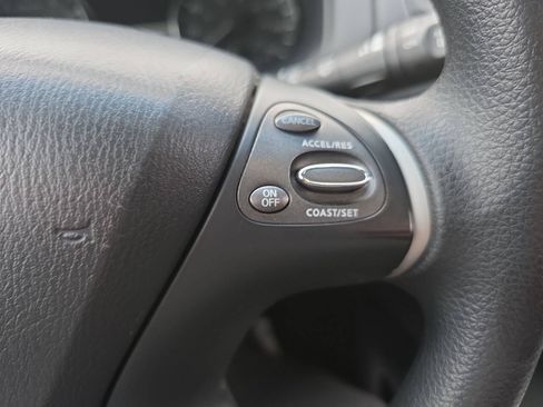 Used 2014 Nissan Pathfinder S AWD/4WD image 17