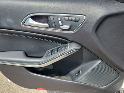 Used 2019 Mercedes-Benz GLA 250 image 24