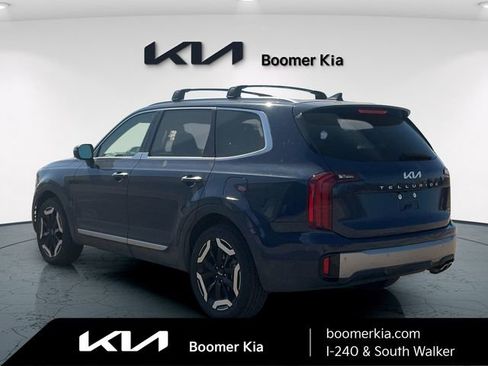 Certified 2025 Kia Telluride S image 7