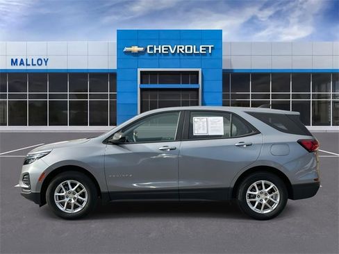 Certified 2023 Chevrolet Equinox LS w/ Driver Confidence II Package image 5