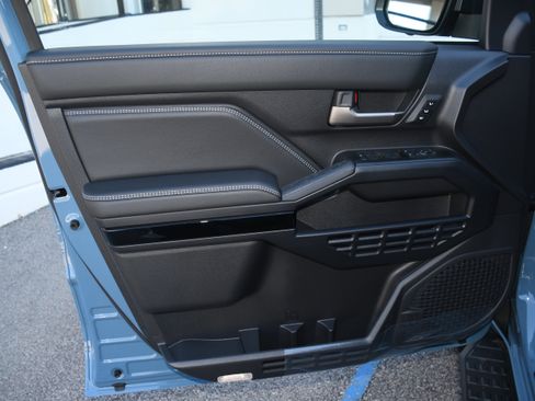 New 2025 Toyota 4Runner Limited image 5