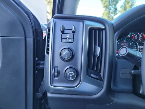 Used 2018 Chevrolet Silverado 1500 LT w/ All Star Edition image 25