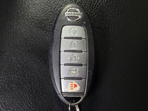 Used 2020 Nissan Altima 2.5 SR w/ Premium Package image 32