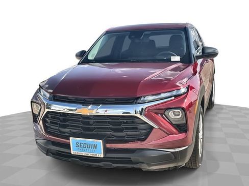 Used 2025 Chevrolet TrailBlazer LS w/ LS Convenience Package FWD image 1