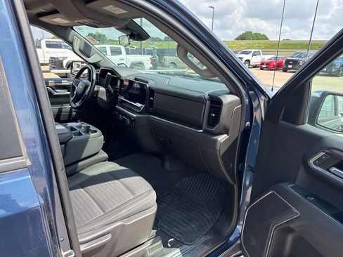 Used 2023 Chevrolet Silverado 1500 LT image 14