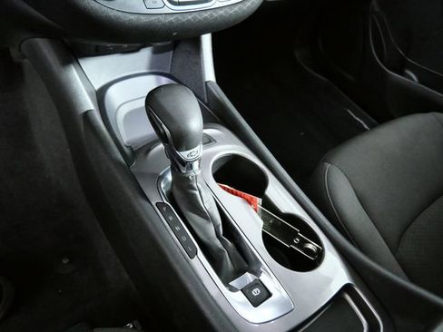 Used 2023 Chevrolet Malibu LS image 17