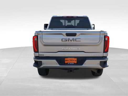 Used 2025 GMC Sierra 3500 Denali Ultimate AWD/4WD image 6