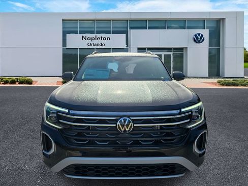 New 2026 Volkswagen Atlas Peak Edition AWD/4WD image 3