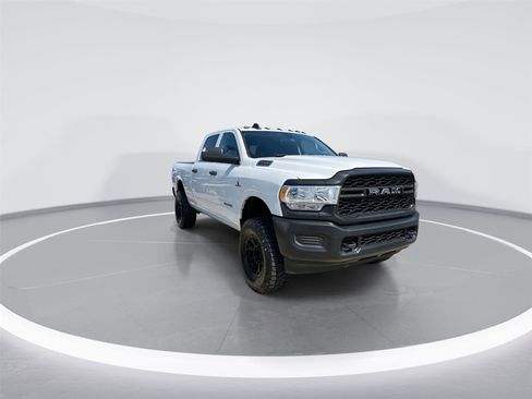 Used 2021 RAM 2500 Tradesman AWD/4WD image 2