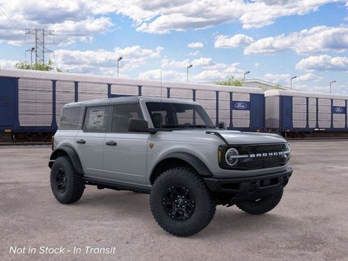 New 2026 Ford Bronco Badlands w/ Wildtrak Package AWD/4WD image 7