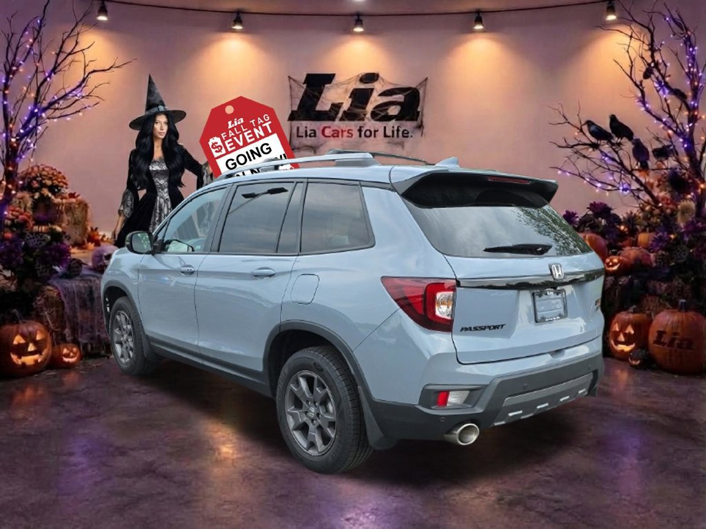 Used 2024 Honda Passport TrailSport image 5