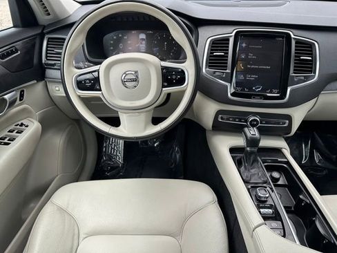 Used 2020 Volvo XC90 T6 Momentum w/ Protection Package Premier AWD/4WD image 19