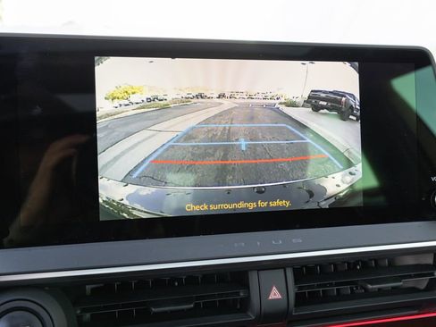 Used 2024 Toyota Prius Prime image 19