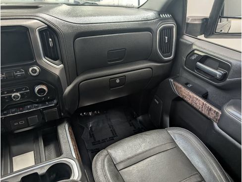 Used 2020 GMC Sierra 2500 Denali w/ Denali Ultimate Package AWD/4WD image 12