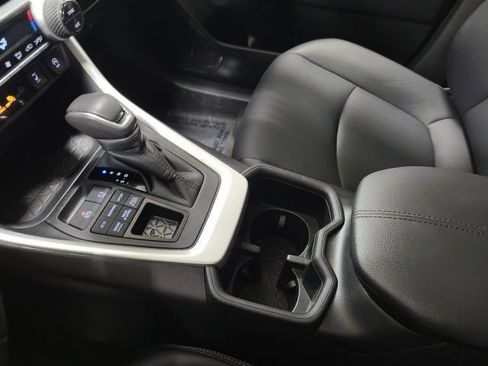 Certified 2023 Toyota RAV4 XLE Premium AWD/4WD image 34