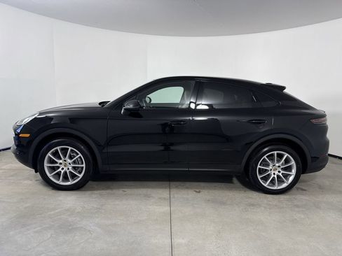 Certified 2021 Porsche Cayenne image 2