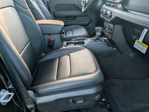 New 2026 Jeep Gladiator Rubicon AWD/4WD image 28